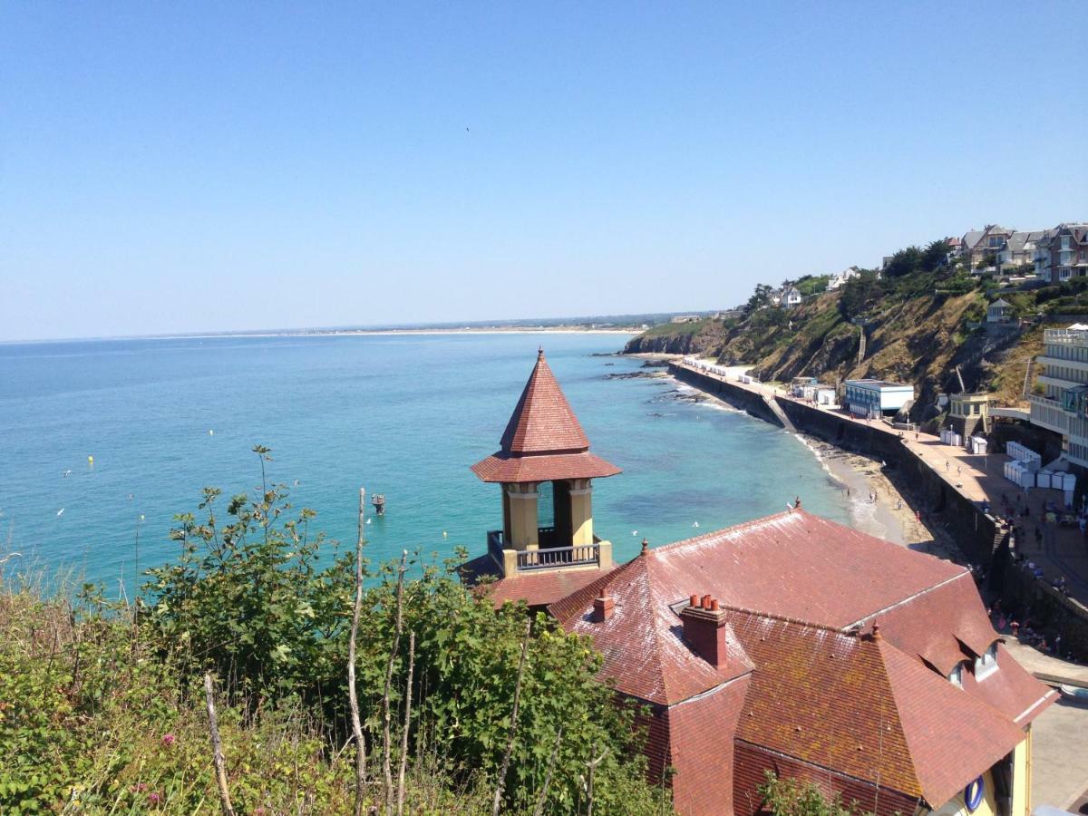 Le Platgousset Granville Exterior foto